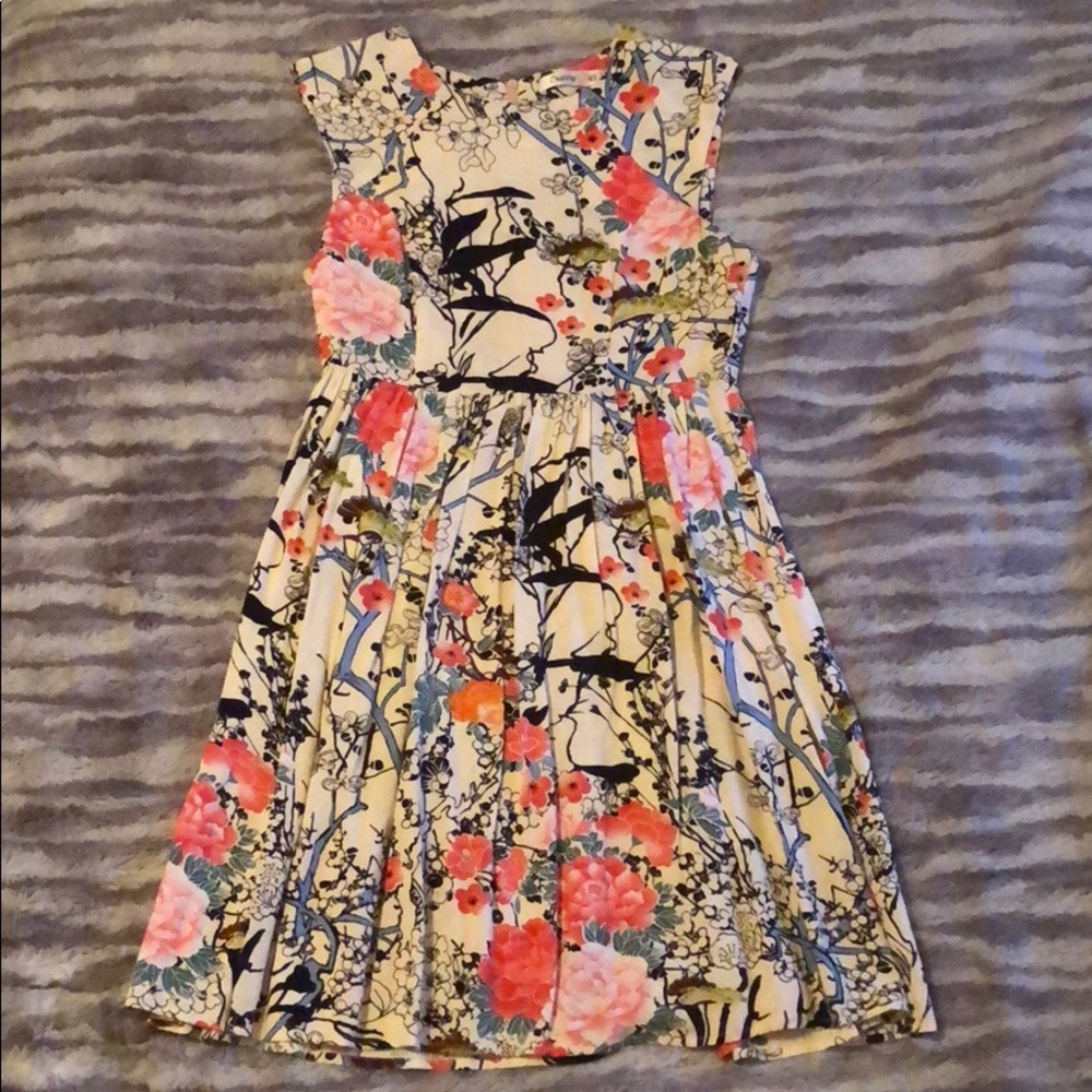 SALE 🍾Anthropologie beautiful floral dress!!🌸 👗